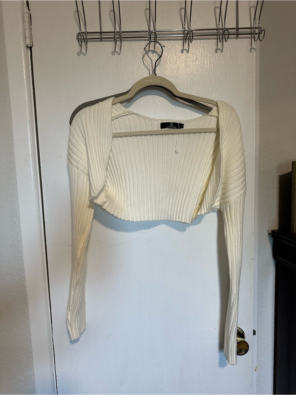 Ribbed Cream Cropped cardigan